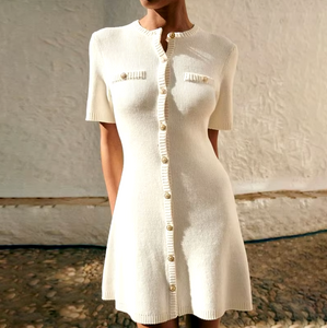 Victoria | white